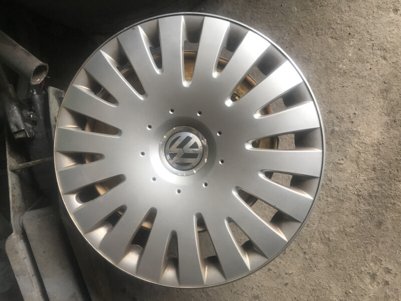 Ковпак Volkswagen Golf Plus  2005 хетчбек 1.6 Бензин 