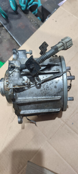 Электромуфта редуктора Nissan Rogue  2017 2.5 Бензин 