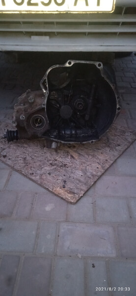 МКПП Nissan Sunny B12  1988 хэтчбек 1.3 Бензин Коблево