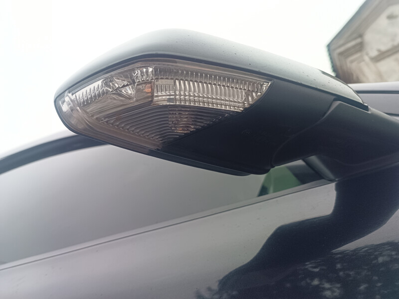 Повторітель Skoda Octavia A5  2008 хэтчбек 16.0 Бензин Конотоп