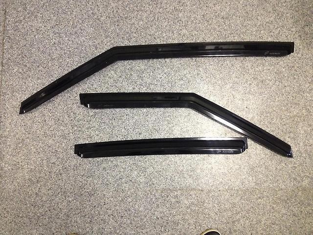 Вітровики Hyundai Veloster  2012 