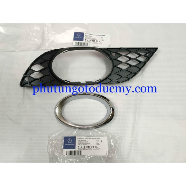 Решетка бампера левая A2118850522   Mercedes E-Class