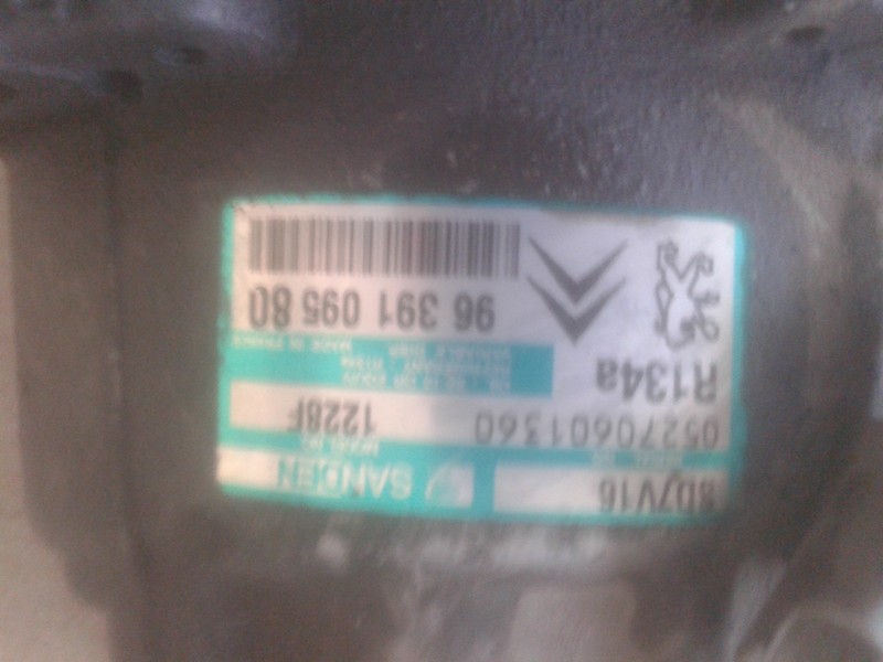 Компрессор кондиционера Citroen Berlingo  2006 1.9 Дизель Запорожье