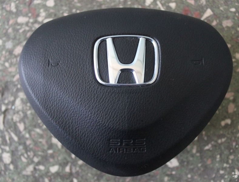 Накладка подушки в руль (Оригинальная). Honda Accord 8 CU 2008 г.  2.4 л бензин Краматорск