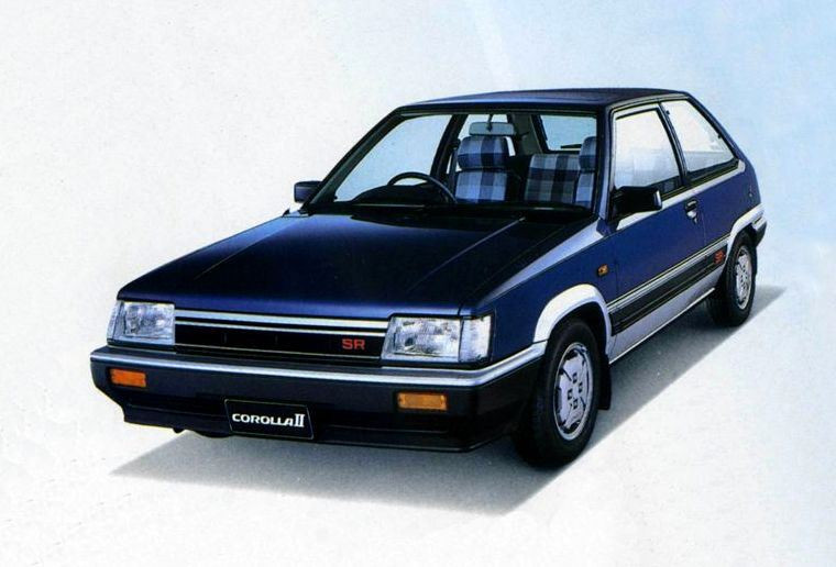 Фара основная в сборе левая Toyota Corolla II SR 1984 хэтчбек 1.5 Бензин Путила