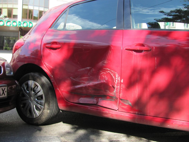 Дверь задняя правая Toyota Yaris  2008 хэтчбек 1.6 Бензин Киев