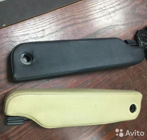 Полокотник водительский Land Rover Range Rover Sport 2010 г.  2.0 л бензин Львов