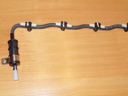 Трубка обратки с клапаном Renault Trafic 2  2008 2.0 Дизель Хмельницкий