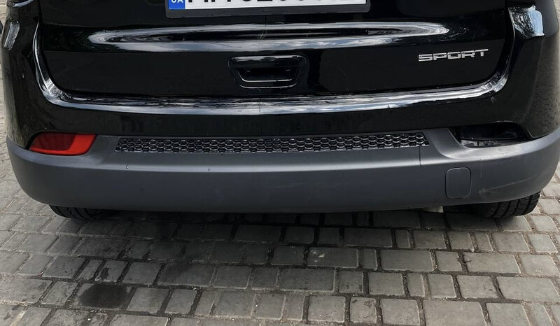 Правый нижний отражатель Jeep Compass  2018 универсал 2.4 Бензин Одесса