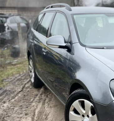 Передня права дверка Volkswagen Jetta 6  2012 универсал 2.0 Дизель Луцк