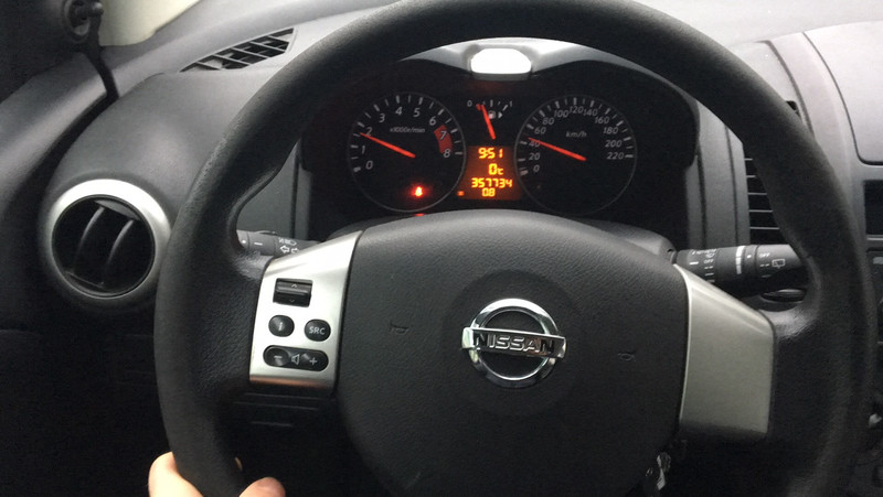 Руль Nissan Note E11  2010 1.6 Бензин Винница