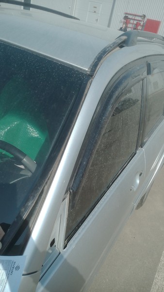 Молдинг лобового стекла Toyota Rav 4 хэтчбек 2002 г.  2.0 л дизель Одесса