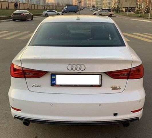 Задний бампер (в сборе) обязательно под 2 выхлопные 8v s-line Audi A3  2015 2.0 Бензин Киев