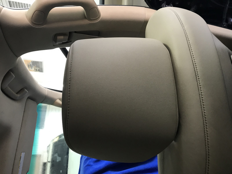 Комплект сидінь Lexus LX  2008 5.7 Бензин 