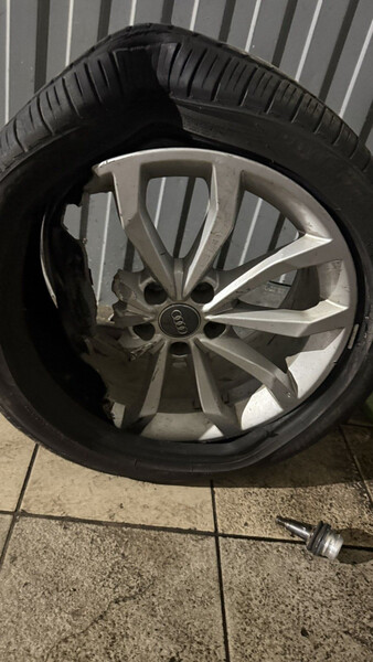 Диск литий Audi A4 allroad quattro  2019 2.0 Бензин Київ