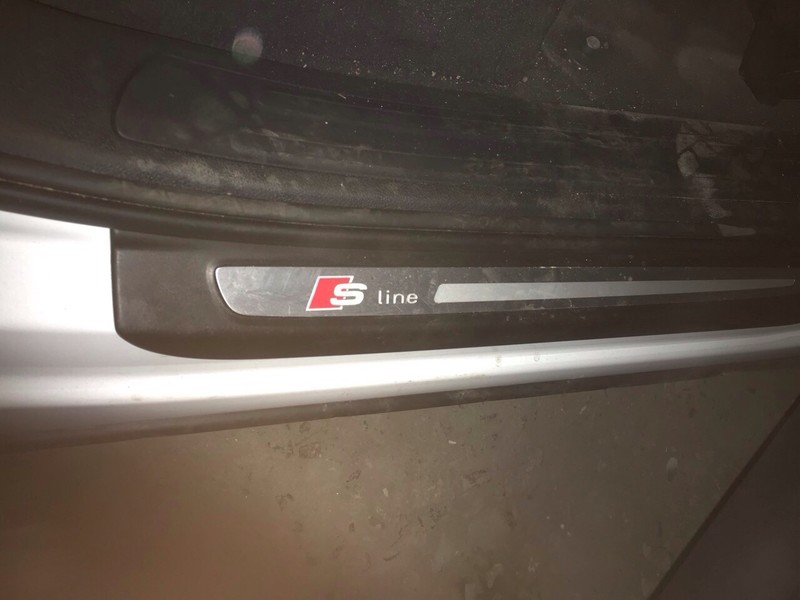 Накладки на пороги s-line Audi Q7  2012 3.0 Бензин Луцк