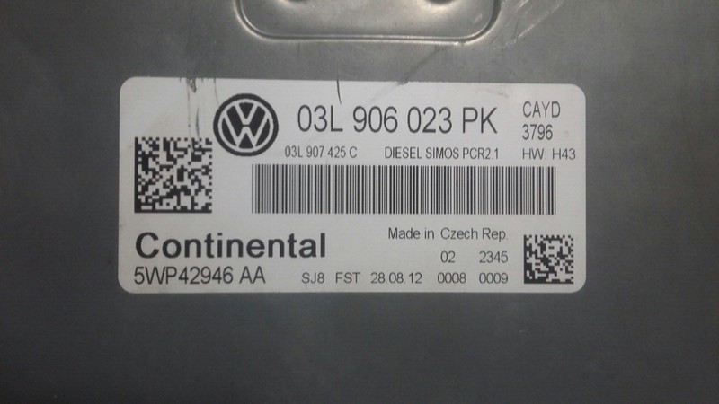 Блок управления двигателем 03L 906 023 PK   Volkswagen Caddy