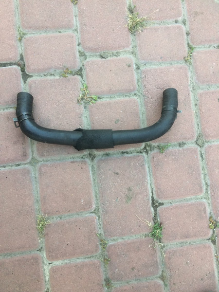 Патрубок печки Kia Sorento  2004 2.5 Дизель Черкассы