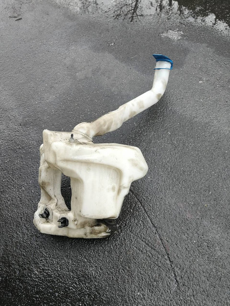 Бачок омывателя 6J0955453   Seat Ibiza