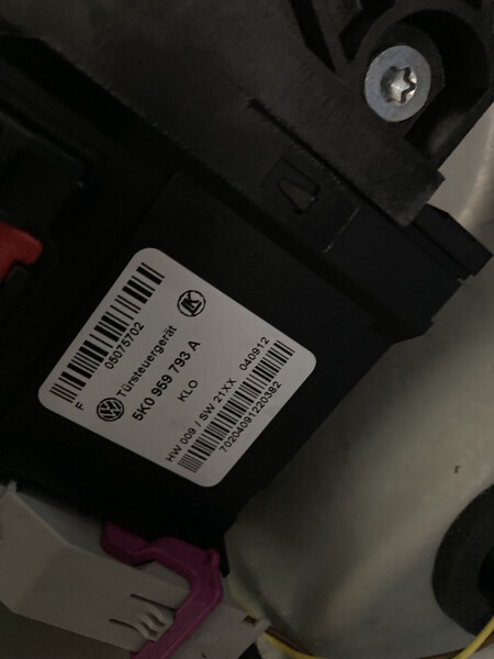 Привод переднего стеклоподьемника Skoda Octavia A5  2012 универсал 2.0 Дизель Киев