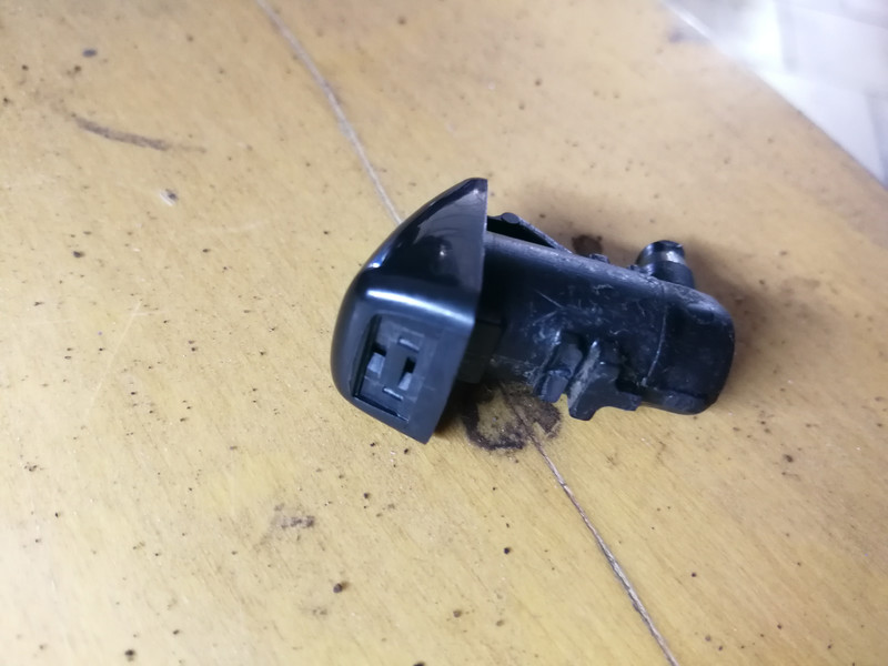 Веерные форсунки омывателя лобового стекла Jeep Grand Cherokee  2014 3.0 Дизель Краматорск