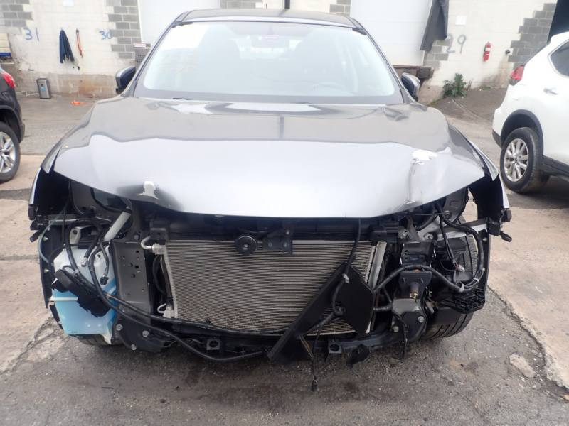 Капот Nissan Rogue 2016 г.  2.5 л бензин Ровно