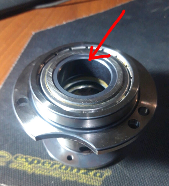 Подшипник рулевой Volkswagen Tiguan  2014 2.0 Бензин Киев