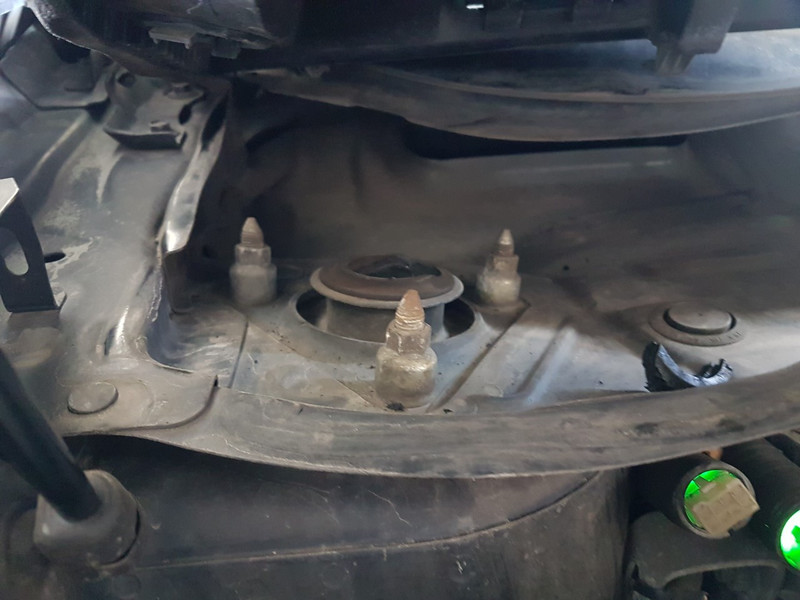 Правая опорная подушка и правая стойка Acura MDX  2008 3.7 Бензин Днепр