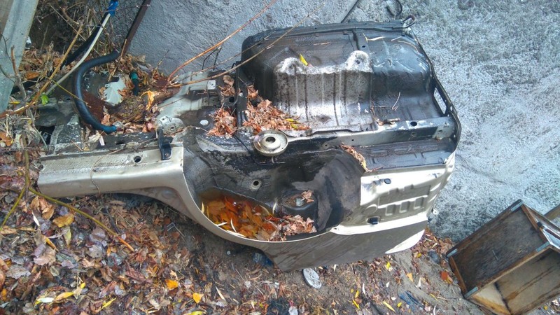 Ремень безопасности задний правый Kia Rio 2  2008 1.4 Бензин Киев