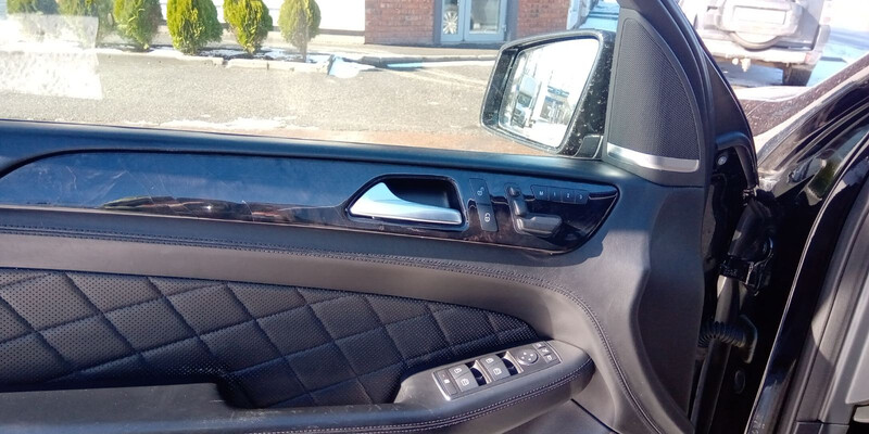 Декоративная накладка на карту двери перед водит Mercedes-Benz M-Class W166  2012 3.0 Бензин Чернигов