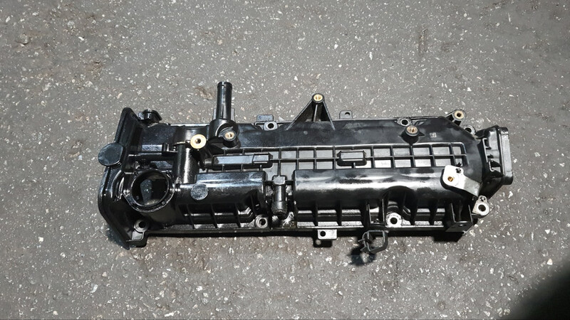 Клапанная крышка Fiat 500  2016 хэтчбек 1.2 Бензин Киев