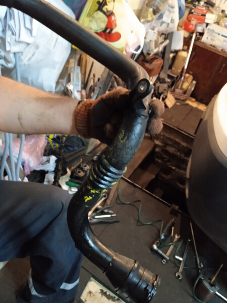 Труба интеркулера Renault Megane 3 універсал 2013 р.  1.5 л дизель Харків