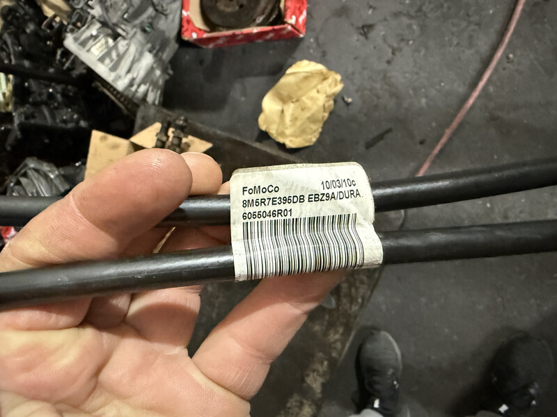 Трос КПП Ford Focus  2010 