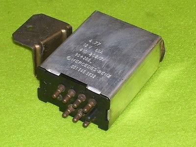 Реле свічок розжарювання 0015453532   Mercedes E-Class