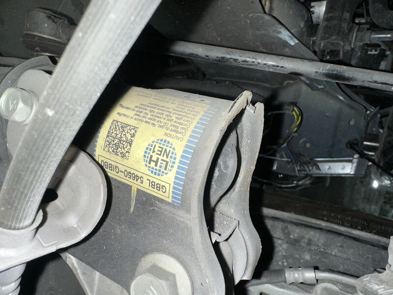 Амортизатор передній лівий Hyundai IONIQ  2022 хетчбек 3.0 Электро 