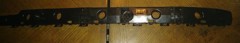 85220-4ba0a направляющая заднего бампера правая Nissan Rogue 2014 г.  2.5 л бензин Киев