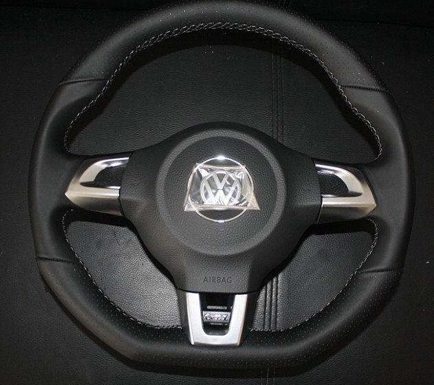 Кермо Volkswagen Passat 2010 р.  1.8 л бензин Чернівці