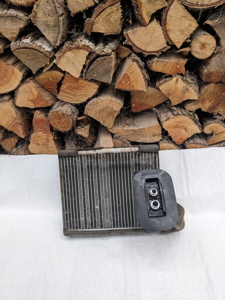 Испаритель кондиционера Nissan Juke  2012 хэтчбек 1.6 Бензин Киев