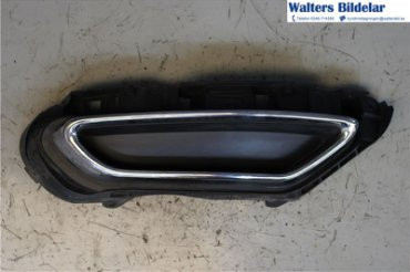 Накладка лев зад бампера на трубу 3G0807873A2ZZ   Volkswagen Passat