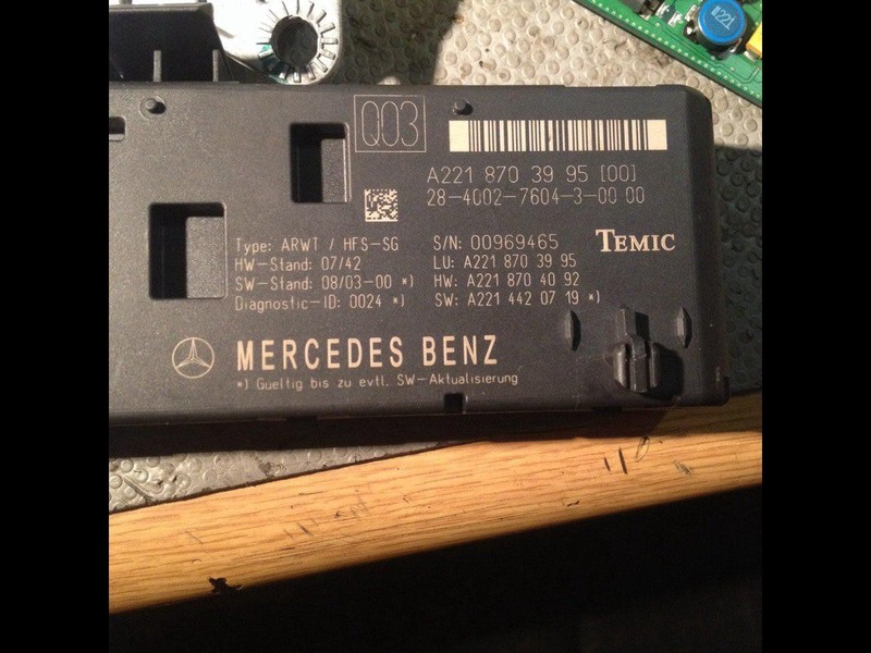 Блок управления крышкой багажника. Mercedes S-Class 2011 р.  5.5 л бензин Київ