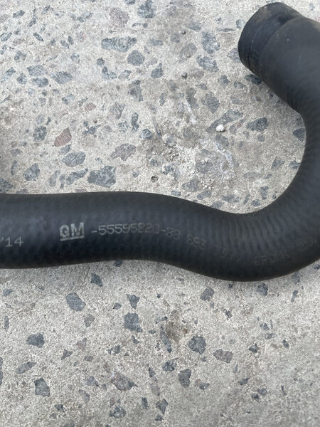 Патрубок радиатора Opel Zafira C 2015 г.  2.0 л дизель Ровно