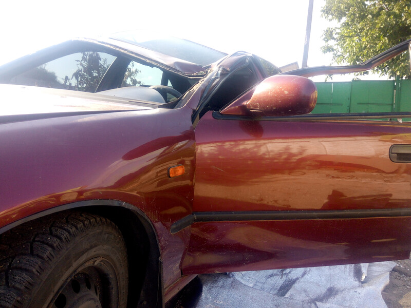 Передняя левая дверь Honda Accord 5  1995 2.0 Бензин Мариуполь