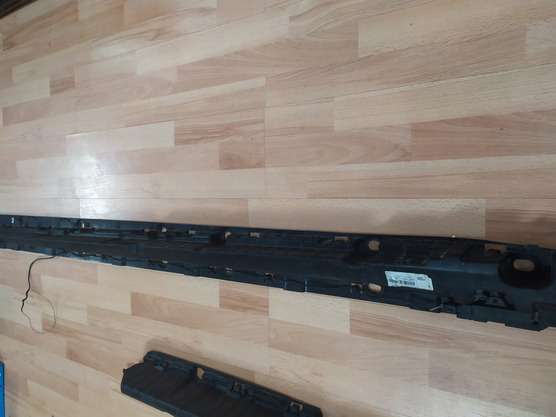 Усилитель держатель порога левый BMW X6  2015 3.0 Бензин 