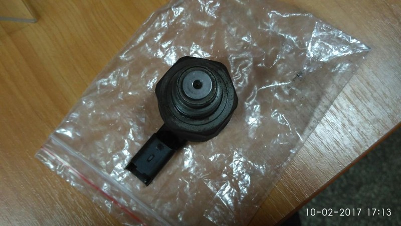 Регулятор давления тнвд Land Rover Range Rover Sport  2009 3.6 Дизель Донецк