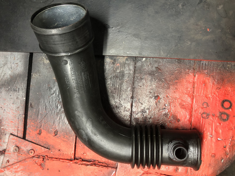 Патрубок турбины Renault Megane dci хэтчбек 2003 г.  1.9 л дизель Белая Церковь