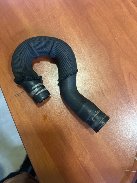 Патрубок Jeep Grand Cherokee  2006 3.0 Дизель Киев