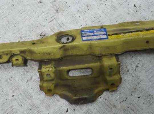 Верхняя панель (телевизор) Nissan Micra K11  1997 хетчбек 1.0 Бензин 