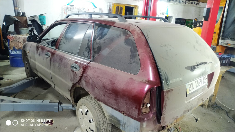 Крыша Mitsubishi Lancer  1995 универсал 1.6 Бензин Хмельницкий