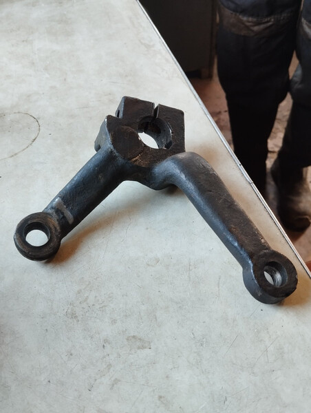 Лівий рульовий важіль Xingtai XT  2005 Долина