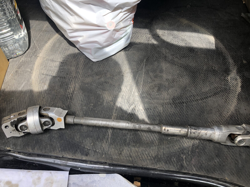 Рулевой вал BMW X1 универсал 2010 г.  2.0 л дизель Днепр